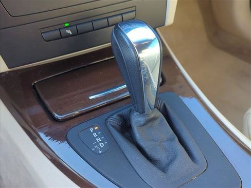 Used 2013 BMW 328i Convertible RWD image 19