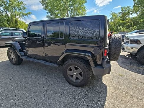 Used 2011 Jeep Wrangler Unlimited Sport AWD/4WD image 4