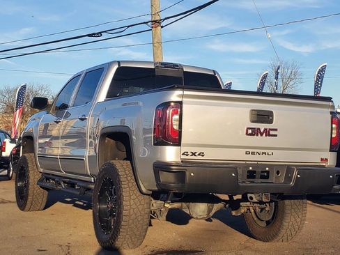 Used 2018 GMC Sierra 1500 Denali w/ Denali Ultimate Package image 6