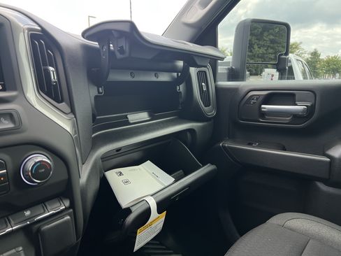 New 2026 Chevrolet Silverado 2500 Custom w/ Custom Value Package AWD/4WD image 30