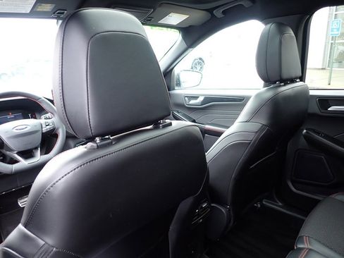 Used 2024 Ford Escape ST-Line w/ Tech Pack #1 image 15