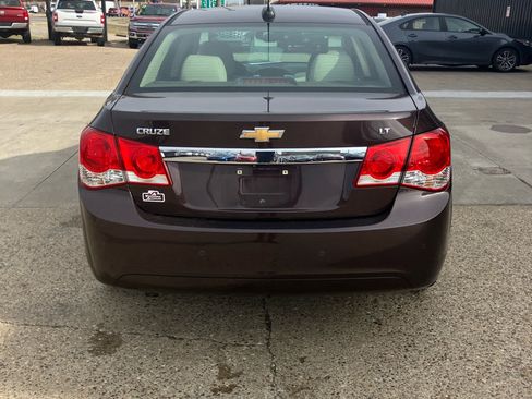 Used 2015 Chevrolet Cruze LT w/ Enhanced Safety Package image 3