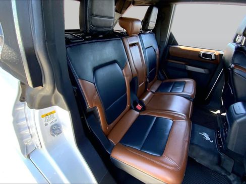 Used 2021 Ford Bronco Outer Banks AWD/4WD image 18