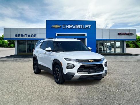 Certified 2023 Chevrolet TrailBlazer LT FWD image 1