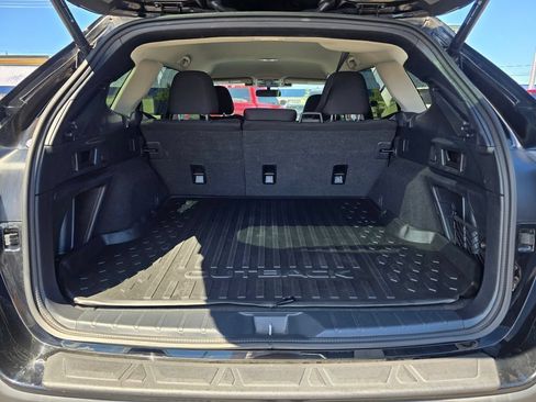 Used 2024 Subaru Outback Premium AWD/4WD image 16