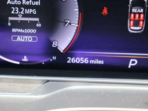 Used 2024 INFINITI QX60 Sensory w/ Vision Package AWD/4WD image 12