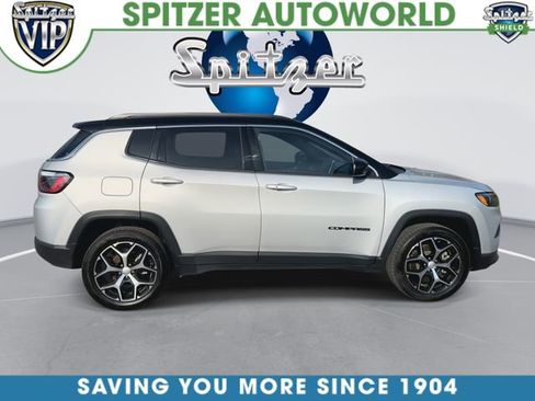 Used 2024 Jeep Compass Limited AWD/4WD image 10