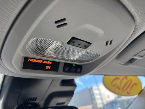 Certified 2025 Chevrolet Trax LS image 23