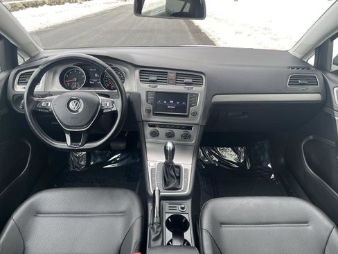 Used 2017 Volkswagen Golf Wolfsburg Edition image 5