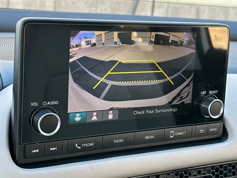 Certified 2025 Honda HR-V LX image 22