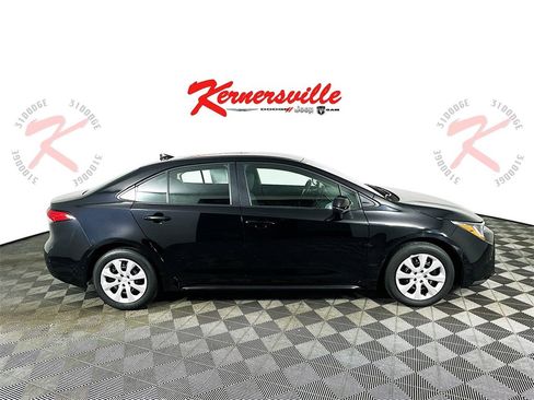 Used 2024 Toyota Corolla LE image 8