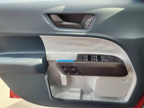 New 2025 Ford Maverick XLT w/ XLT Luxury Package image 24