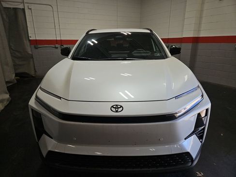 New 2026 Toyota C-HR AWD/4WD image 2