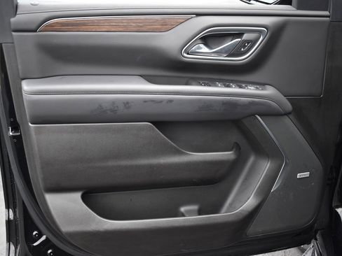 Used 2021 Chevrolet Suburban High Country image 38