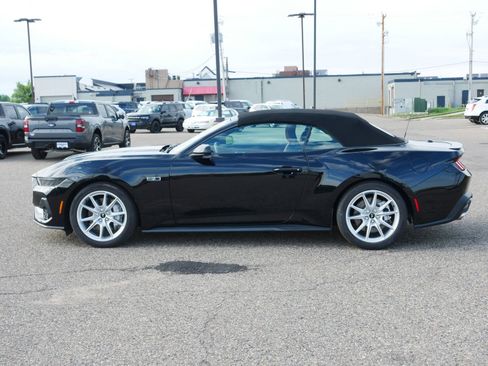Certified 2025 Ford Mustang GT Premium RWD image 2