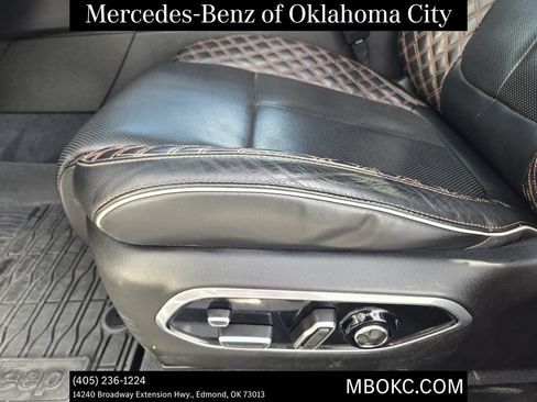 Used 2023 Jeep Grand Cherokee L Summit AWD/4WD image 19