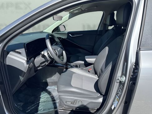 Used 2024 Kia Niro Wind image 9