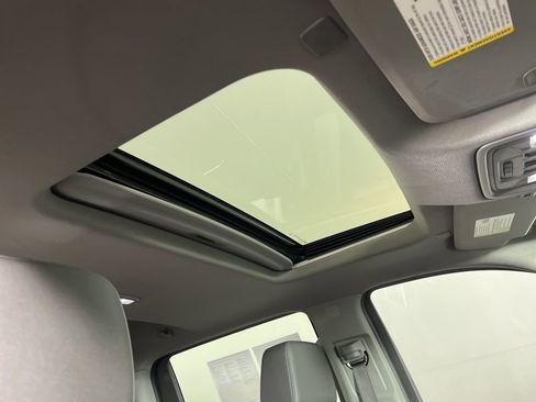 Used 2022 GMC Sierra 1500 SLT w/ SLT Premium Plus Package image 13