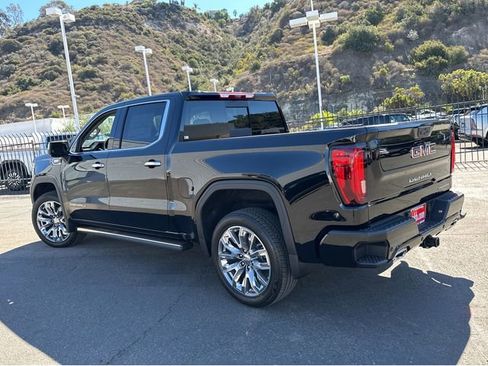 New 2026 GMC Sierra 1500 Denali image 3