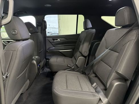 Certified 2026 Chevrolet Traverse LT w/ Enhanced Driving Package FWD image 18