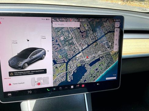 Used 2018 Tesla Model 3 Long Range image 15