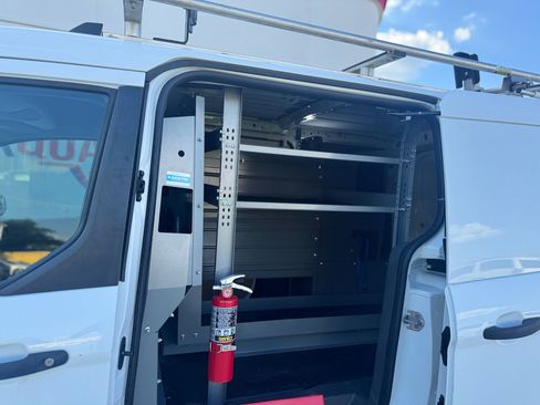 Used 2020 Ford Transit Connect XL image 20