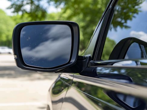 Used 2024 Honda Pilot EX-L image 12