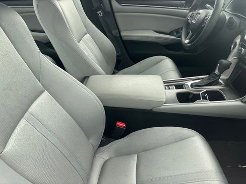 Used 2020 Honda Accord EX image 14