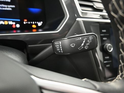 Used 2024 Volkswagen Tiguan S image 21