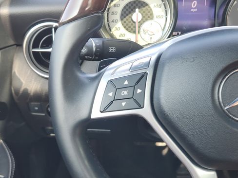 Used 2014 Mercedes-Benz SLK 350 image 13