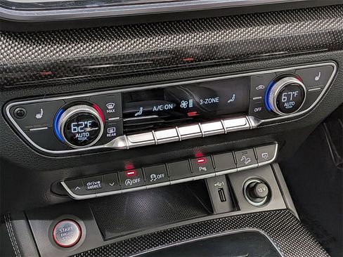 Used 2022 Audi SQ5 Premium Plus image 24