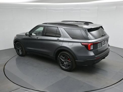New 2026 Ford Explorer ST-Line w/ ST-Line Street Pack RWD image 41