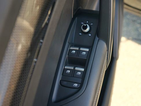 Used 2018 Audi SQ5 Premium Plus image 13