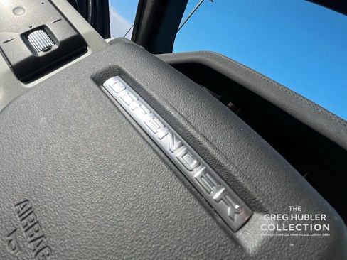 Used 2023 Land Rover Defender 110 SE AWD/4WD image 44