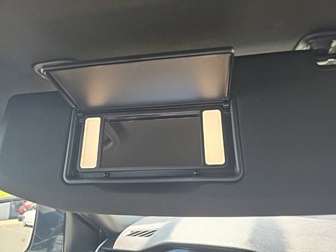 New 2025 Jeep Grand Cherokee Altitude image 45