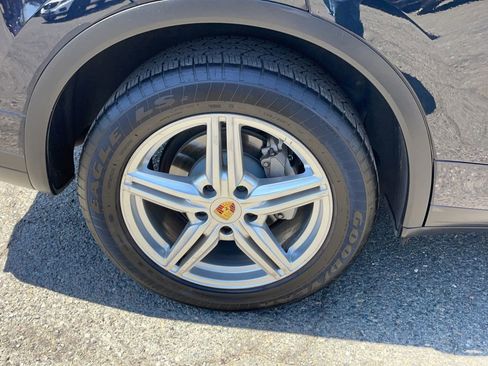Used 2016 Porsche Cayenne S AWD/4WD image 49