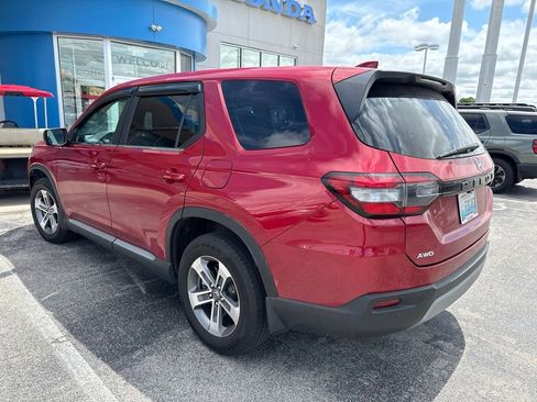 Used 2023 Honda Pilot EX-L image 3