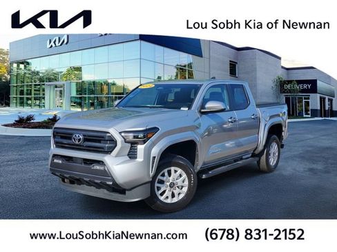 Used 2024 Toyota Tacoma SR5 RWD image 1