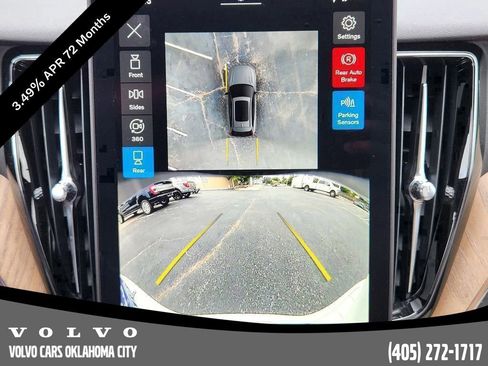 Used 2026 Volvo XC60 B5 Plus w/ Protection Package Premier image 18