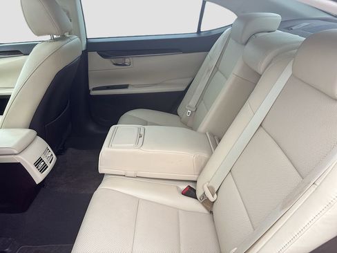 Used 2018 Lexus ES 350 w/ Navigation System Package FWD image 15