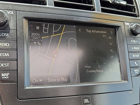 Used 2012 Toyota Prius V Five FWD image 20