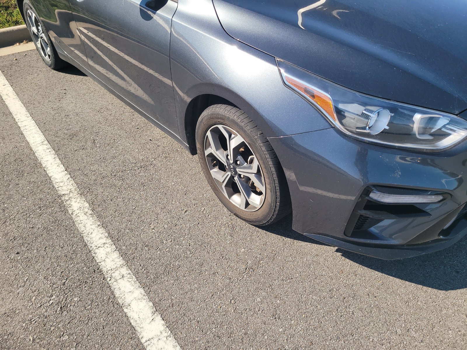 Used 2021 Kia Forte LXS FWD image 4