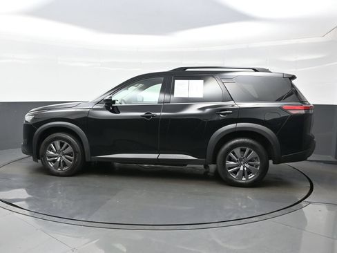 Used 2025 Nissan Pathfinder SV AWD/4WD image 3