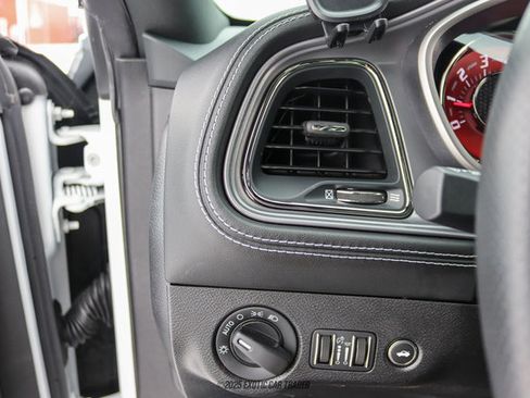 Used 2023 Dodge Challenger SRT Hellcat image 40