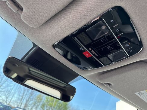 Used 2025 Hyundai Santa Fe Limited image 35