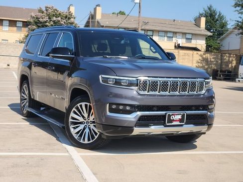 Used 2024 Jeep Grand Wagoneer L Series III AWD/4WD image 2