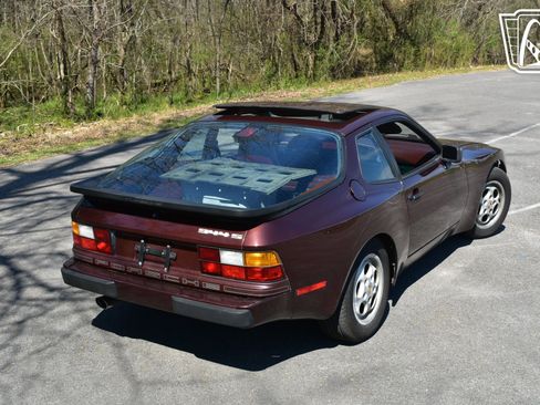 Used 1987 Porsche 944 S image 16