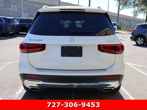 Used 2022 Mercedes-Benz GLB 250 GLB 250 image 8