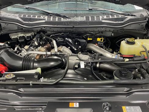 Used 2019 Ford F350 Limited image 8