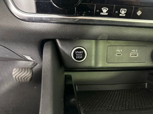 Used 2023 Nissan Rogue SV FWD image 18